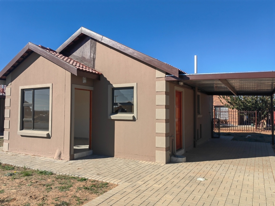 3 Bedroom Property for Sale in Mandela View Free State